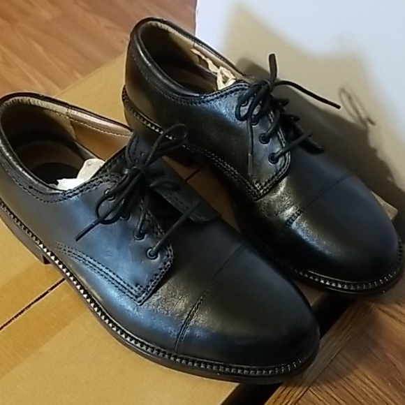 [DOCKERS] Gordon Leather Oxford Cap Toe Dress Shoe - Picture 4 of 16